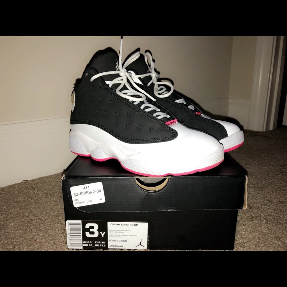 Jordan 13 Retro GS “Hyper Pink”